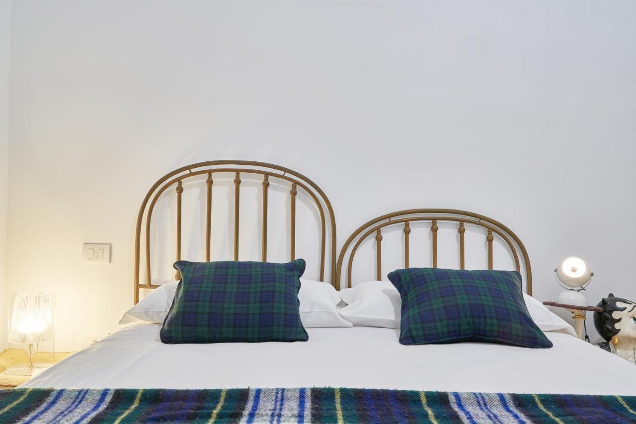 Palazzo Bevilacqua Napoli B&B Екстериор снимка