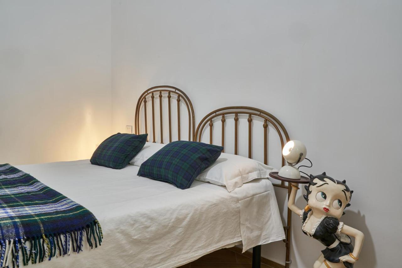 Palazzo Bevilacqua Napoli B&B Екстериор снимка