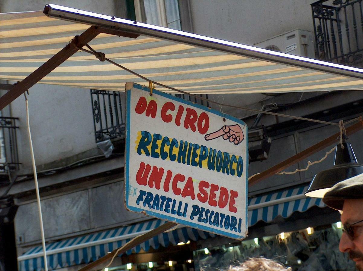 Palazzo Bevilacqua Napoli B&B Екстериор снимка